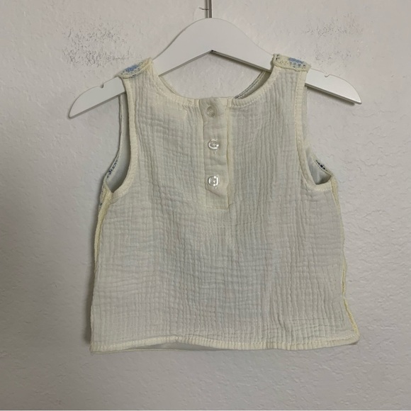 Between Crochet Granny Square Sleeveless Top Little Girl’s Size 5 Blue Cream - Picture 11 of 12